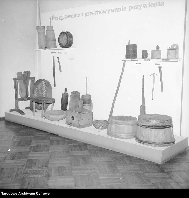 image.from.unit.number "Muzeum Ziemi Zamojskiej"