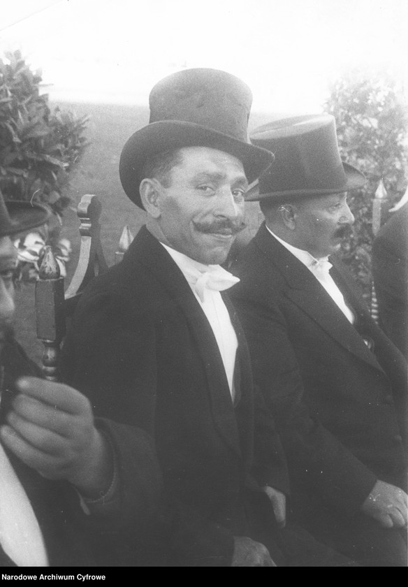 Obraz 4 z jednostki "Wybory i koronacja króla polskich Cyganów na Stadionie Wojska Polskiego w Warszawie"