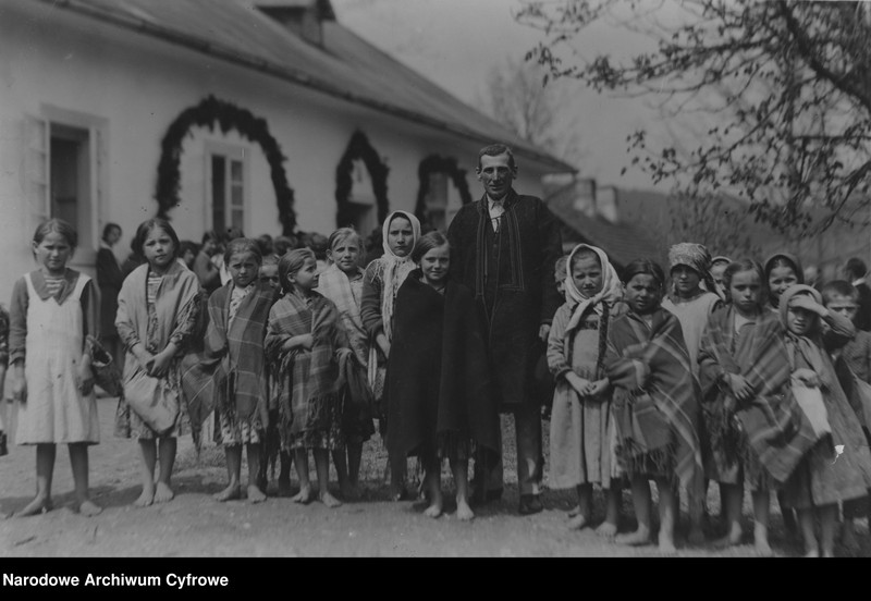 Obraz 13 z kolekcji "Pierwszy dzwonek sprzed lat111"