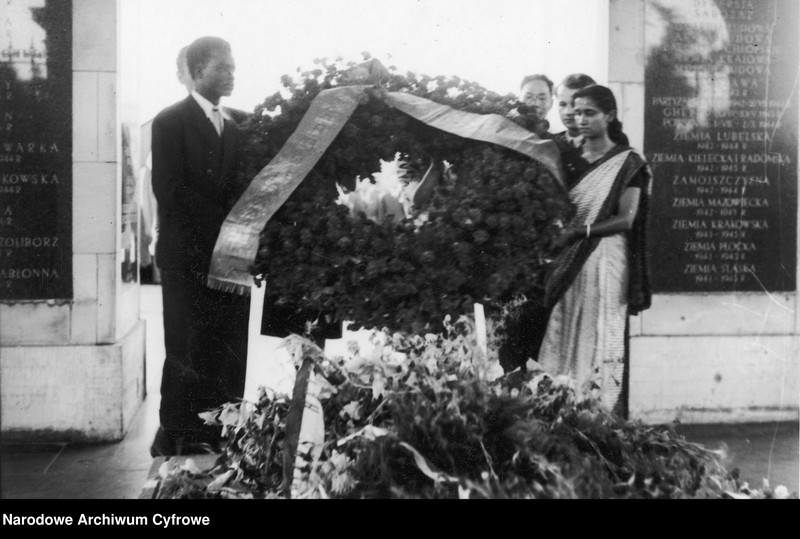 image.from.unit.number "Międzynarodowa Konferencja Młodzieży Pracującej w Warszawie"