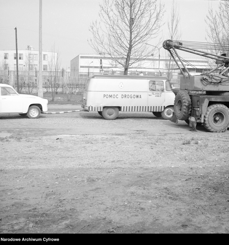 Obraz 3 z jednostki "Stacje obsługi Stołecznego Przedsiębiorstwa Usług Motoryzacyjnych w Warszawie"