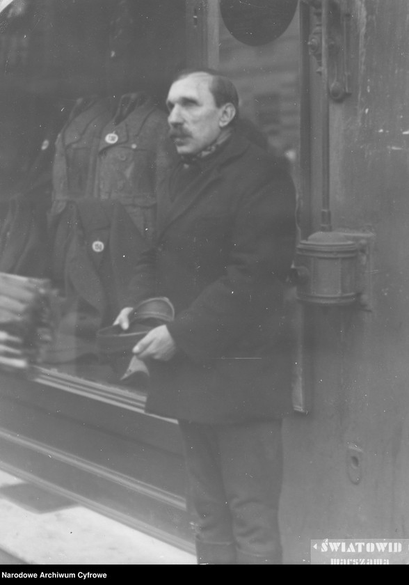 Obraz 1 z jednostki "Żebrzący mężczyzna"