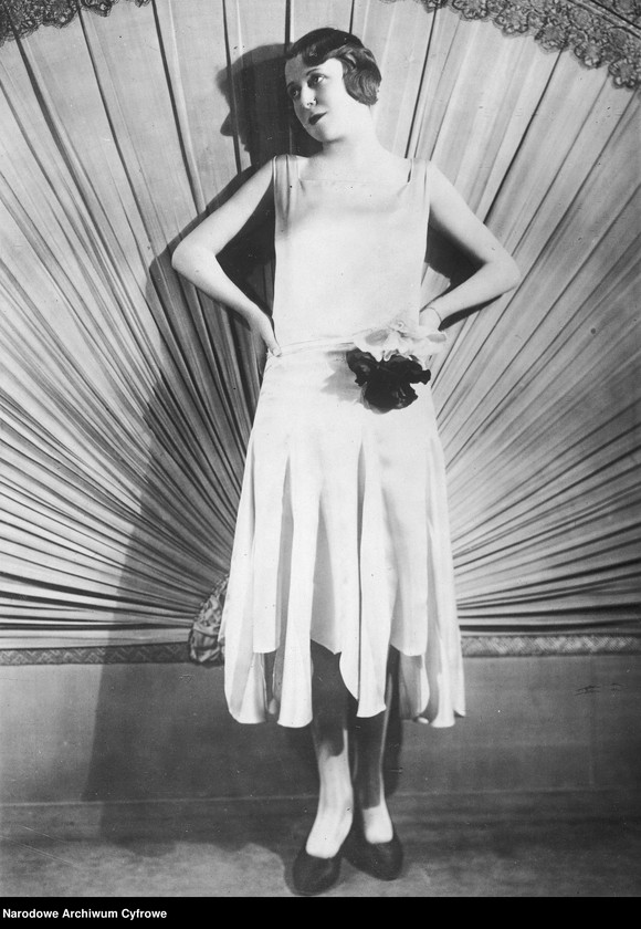 image.from.collection.number "Moda z początku XX wieku111"