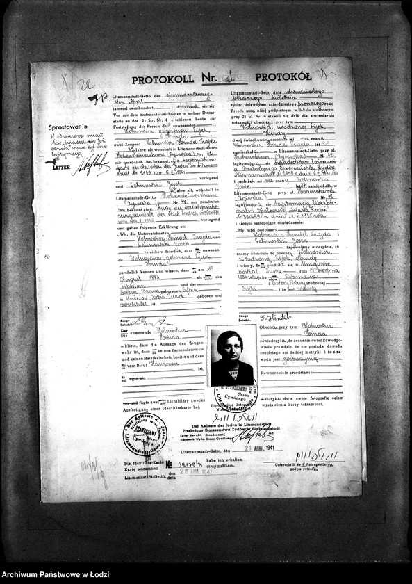 Obraz 4 z jednostki "[Protokoły stwierdzające na podstawie zeznań 2 świadków personalia i tożsamość osób ubiegających się o kartę tożsamości]"