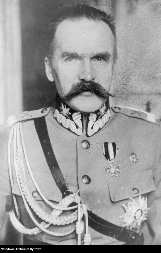 image.from.unit.number "Józef Piłsudski "