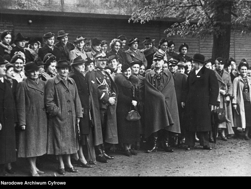 Obraz 1 z jednostki "Centralne Zawody Strzeleckie Kobiet w Warszawie"