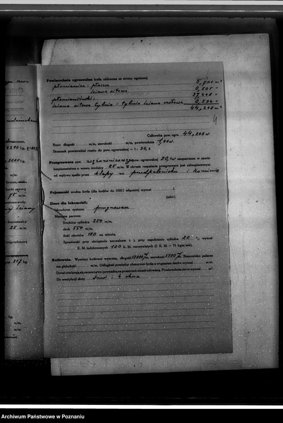 Obraz 8 z jednostki "/Mączkarnia parowa w maj. Kamieniec, pow. kościański, własność Z. Kozierowskiego/"