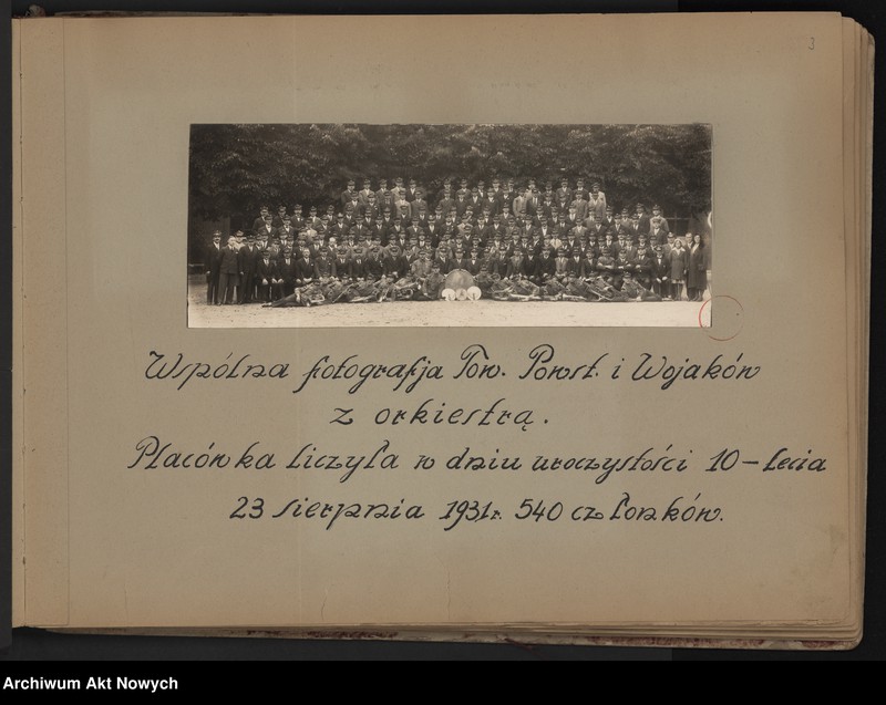 image.from.unit.number "Za wolność. Uroczystości 10-lecia istnienia Towarzystwa Powstańców i Wojaków w Starogardzie. Album fotografii ofiarowany Józefowi Hallerowi"