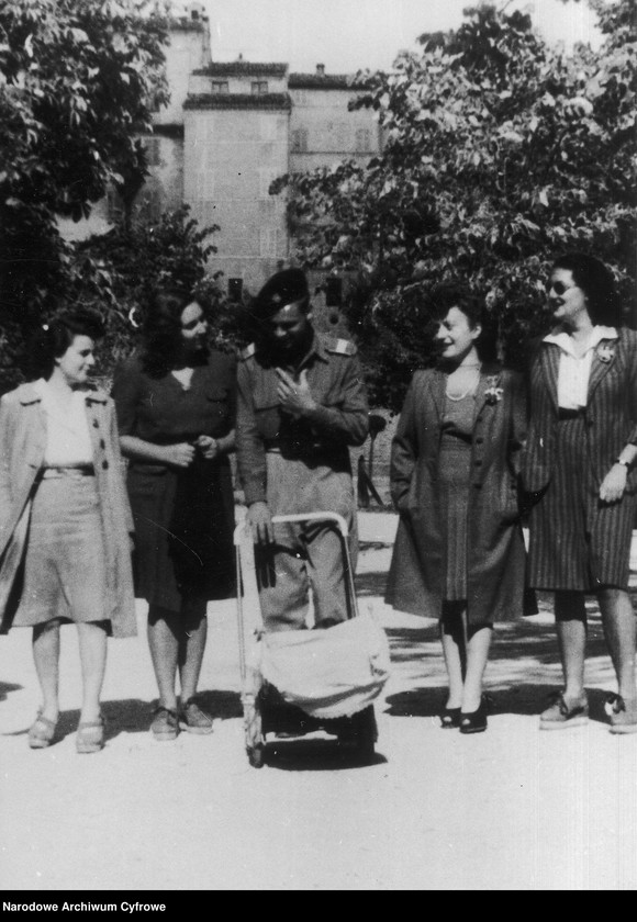 image.from.unit.number "2 Warszawska Dywizja Pancerna"