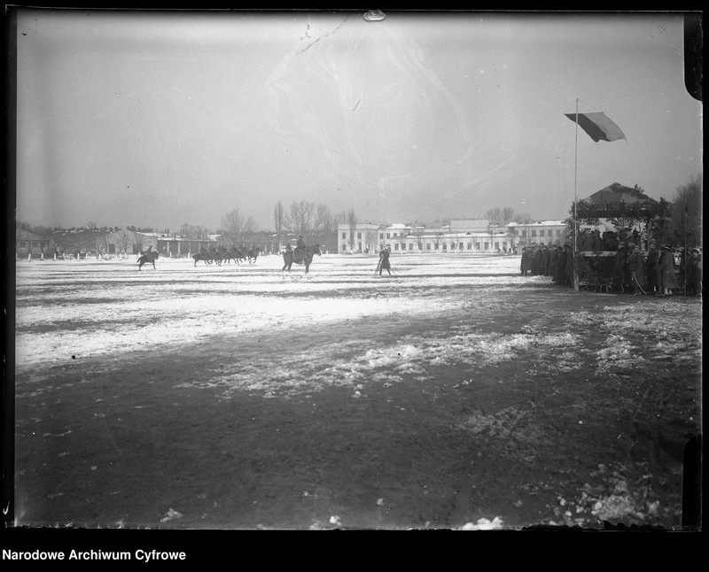 Obraz 3 z jednostki "Święto 1 Dywizjonu Artylerii Konnej"