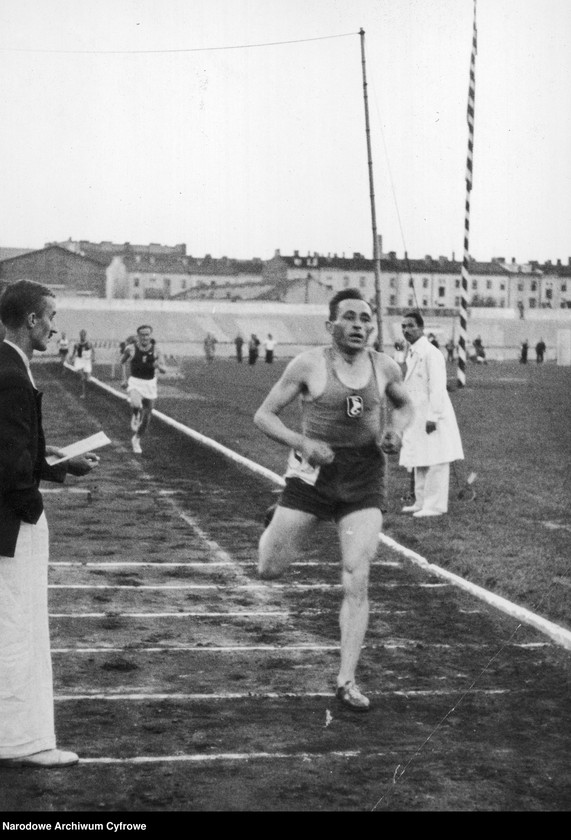 image.from.unit.number "Lekkoatletyczne mistrzostwa Polski na Stadionie Wojska Polskiego im. Marszałka Józefa Piłsudskiego w Warszawie"