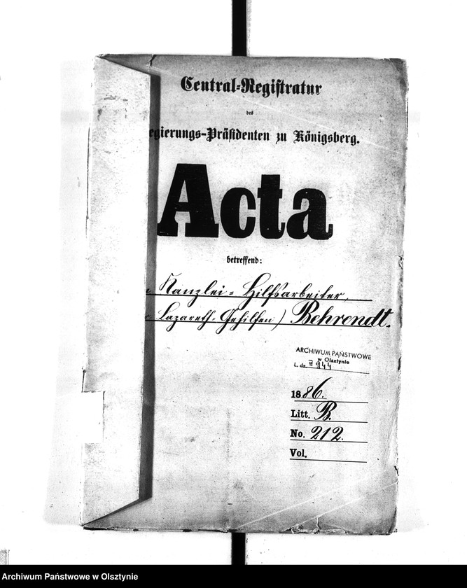 image.from.unit.number "Kanzlei-Hilfsarbeiter (Ober-Lazareth-Gehilfen) Behrendt [Johann Carl]"