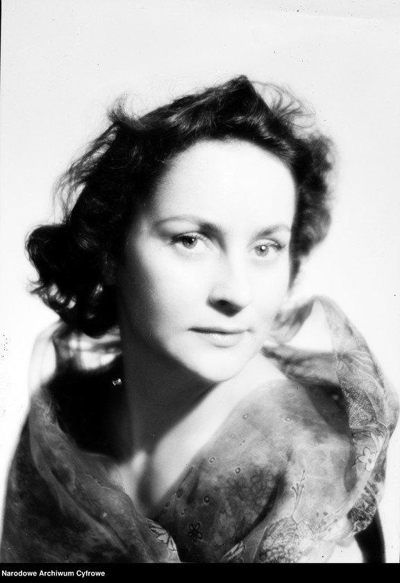 image.from.unit.number "Helena Makowska, aktorka"