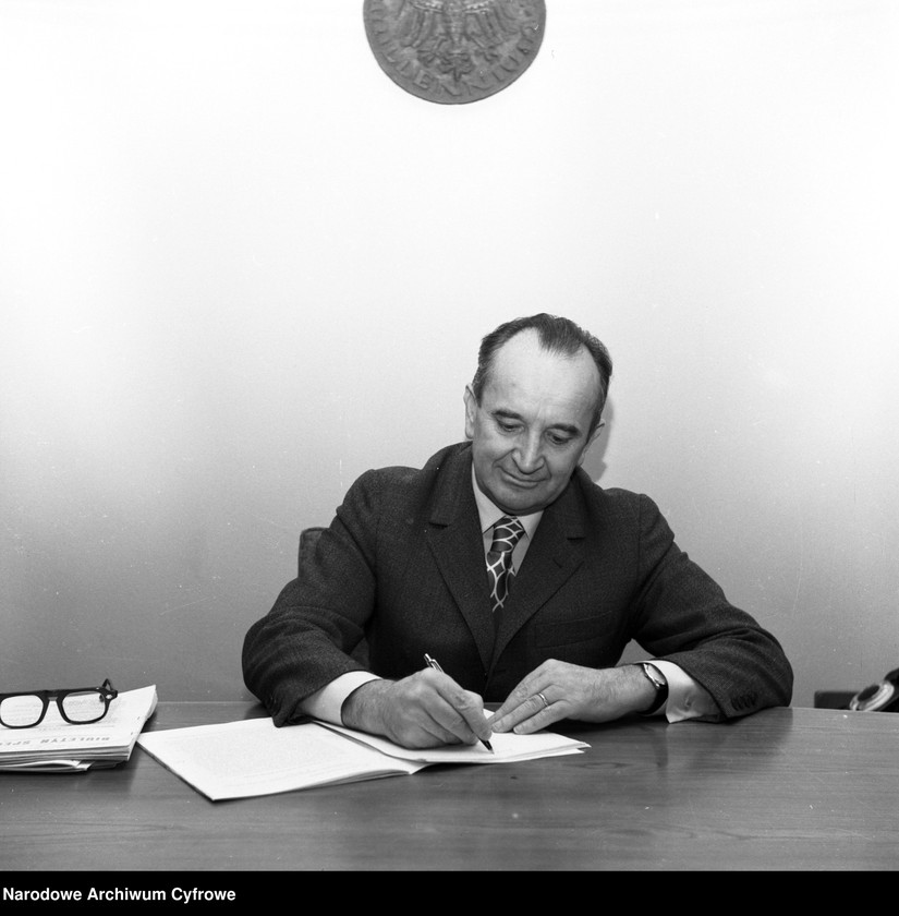 image.from.unit.number "Stanisław Gucwa"