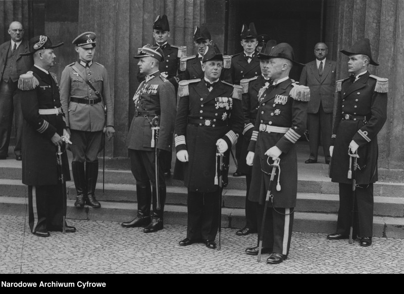 image.from.unit.number "Wizyta niszczycieli ORP "Burza" i ORP "Wicher" w Niemczech"