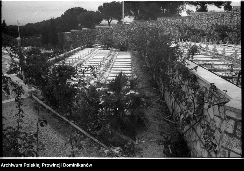 image.from.unit.number "Włochy. Polski Cmentarz Wojenny w Loreto"