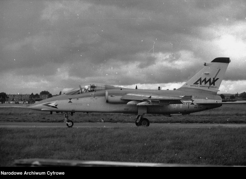 image.from.unit.number "36. Międzynarodowy Salon Lotniczy w Paryżu-Le Bourget"