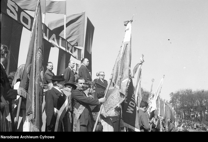 image.from.unit.number "Uroczystości w dniu Święta Ludu Pracującego i pochód pierwszomajowy w Gdańsku"