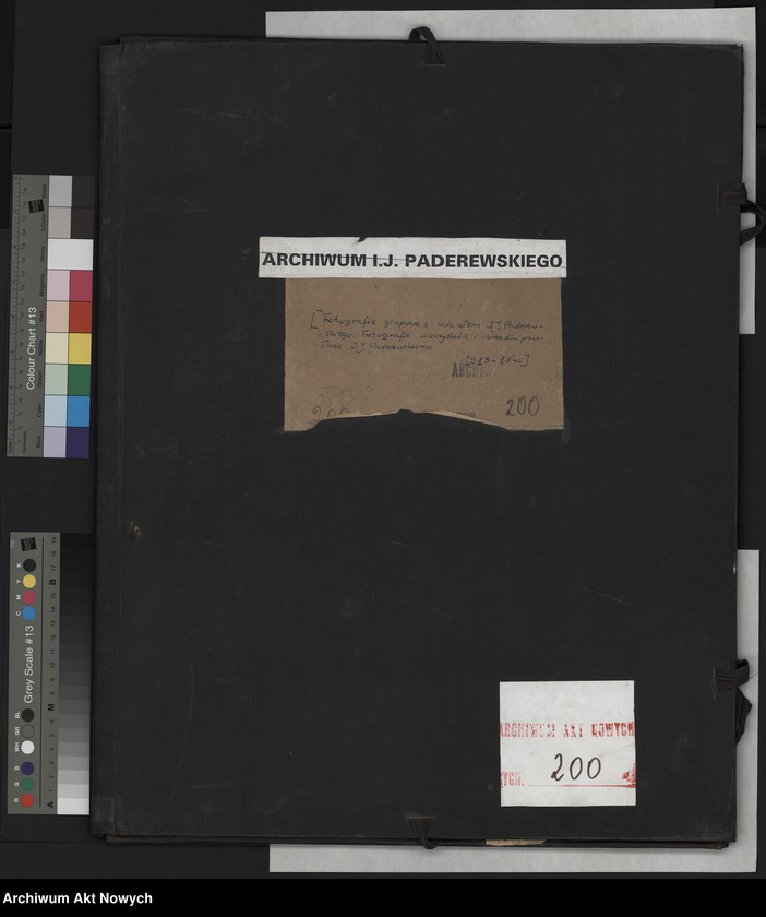 image.from.unit.number "Fotografie grupowe z udziałem I. J. Paderewskiego. Fotografie uroczystości i obchodów przesłane I. J. Paderewskiemu"