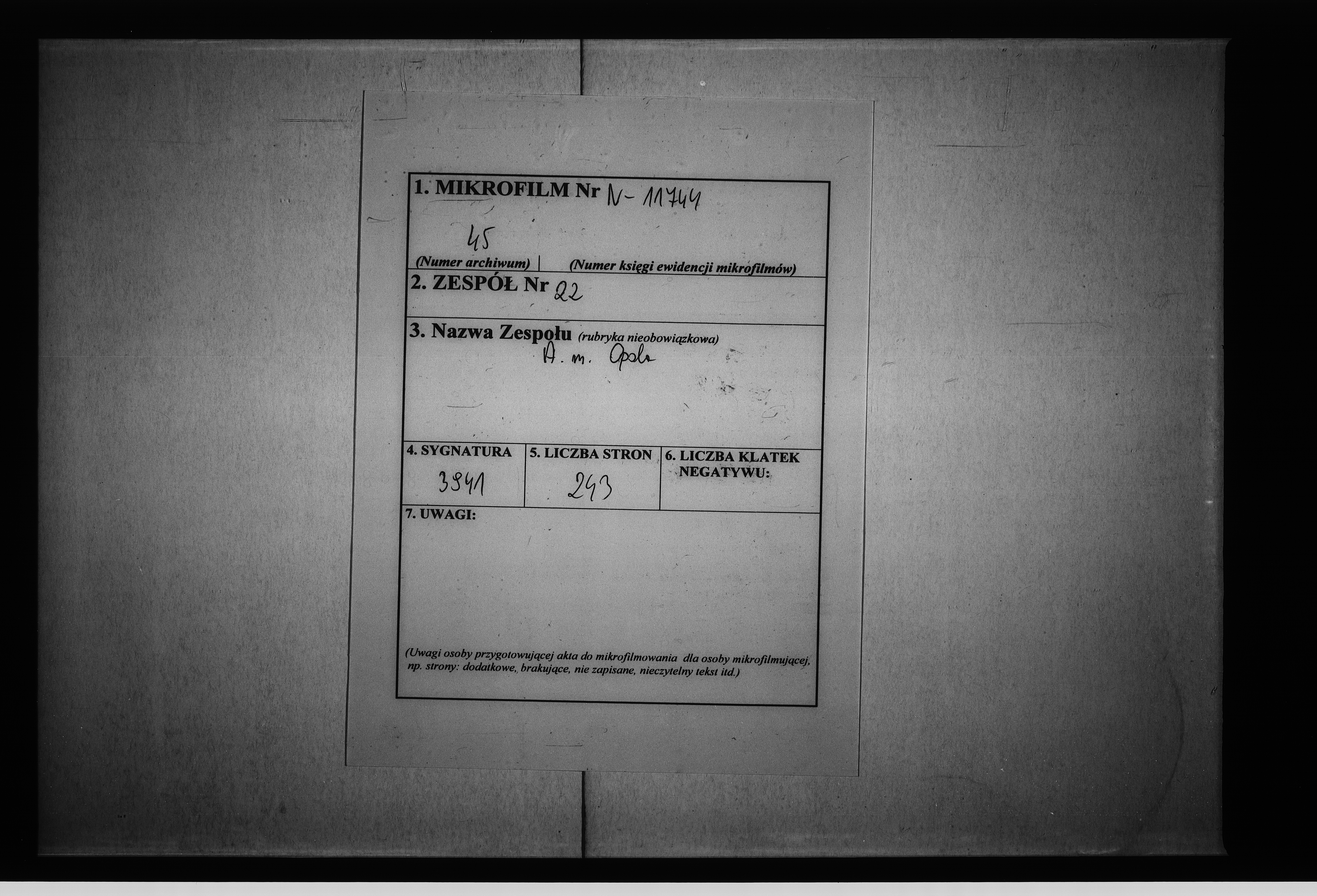 Obraz 2 z jednostki "Acta des Magistrats zu Oppeln betreffend: den Entwurf des Reglements für diejenigen hiesigen Lohnkutscher, welche das Personen Fuhrwerk nach dem Bahnhofe zu Sczepanowitz jetzt zu Oppeln betrieben Vol: I"