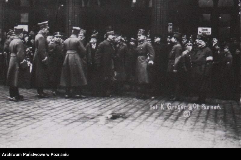 Obraz 3 z jednostki "Przybycie do Poznania alianckiej misji wojskowej z generałem Dupont - przyjęcie na dworcu w Poznaniu."