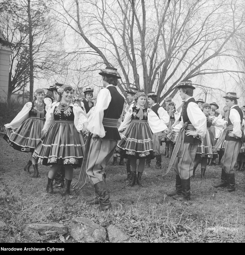 image.from.unit.number "Zespół Pieśni i Tańca "Blichowiacy" Szkoły Rolniczej w Łowiczu Blichu"