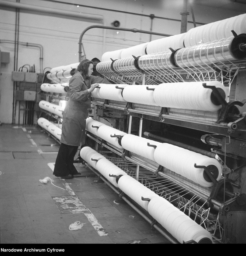 Obraz 5 z kolekcji "Fabryki i zakłady pracy w PRL111"