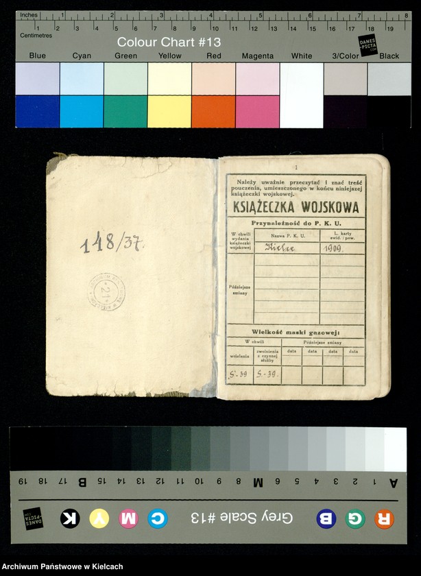 Obraz z jednostki "Książeczka wojskowa Czesława Kurzewskiego z Białogonu oraz akta osobowe i fotografie Wacława Pobiegi - żołnierza Armii Krajowej"