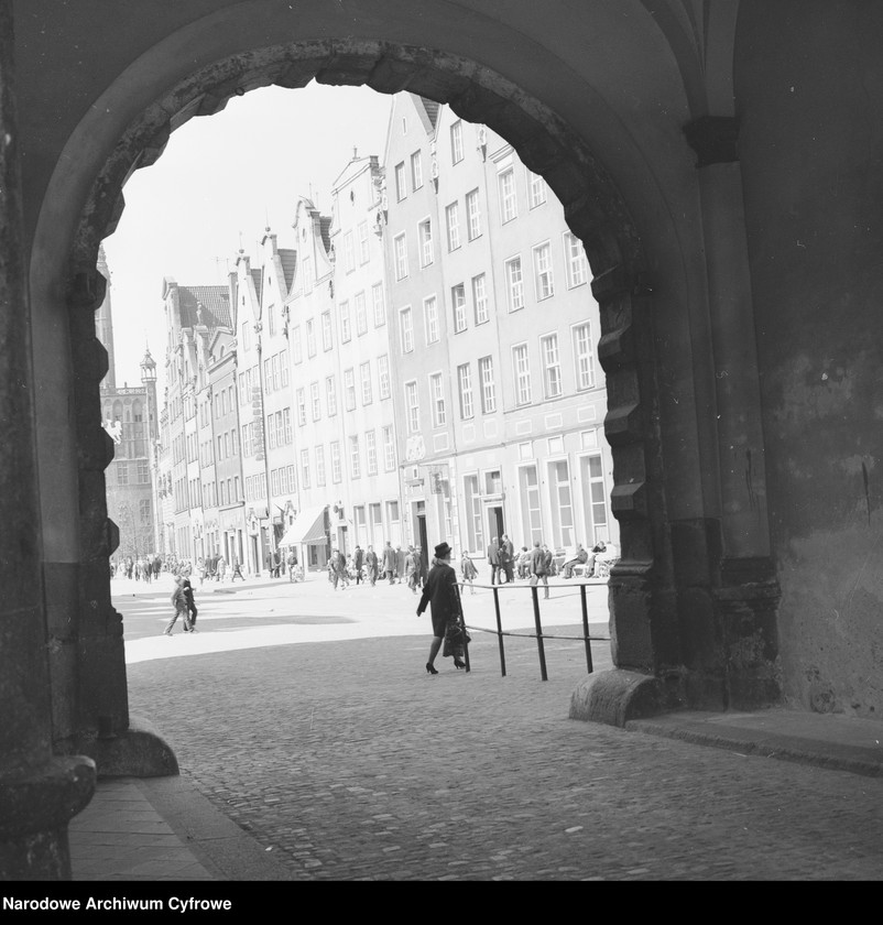 image.from.unit.number "Gdańsk"