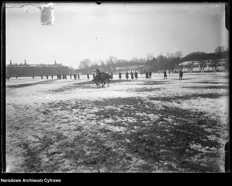 Obraz 6 z jednostki "Święto 1 Dywizjonu Artylerii Konnej"