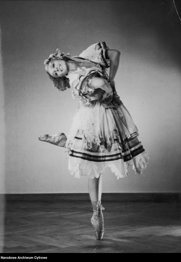 image.from.unit.number "Olga Sławska"