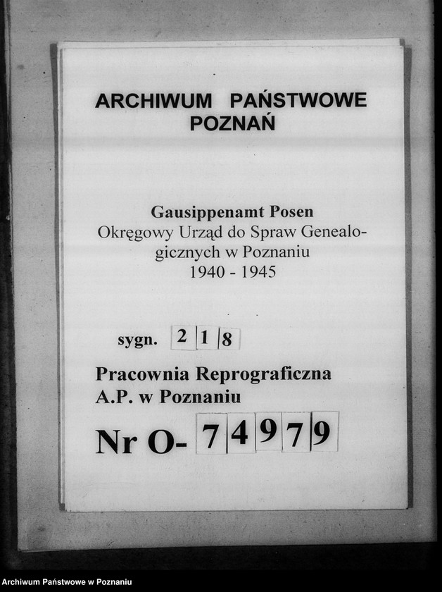 Obraz 1 z jednostki "I. Bücher evangelischer Gemeinden; II. Bücher katholischer Gemeinden: 1. Gotthard-Kirche, 2. Marienkirche, 3. Nikolauskirche; III. Bücher griechisch-orthodox. Gemeinden: 1. Peter-Paulus-Kirche, 2. Ukrainische Kirche; IV. Militärgemeinde; V. Griech.Orthodox. und Baptisten; VI. Griech.Orthodox. und Juden; VII. Adventisten; VIII. Baptisten; IX. Juden; X. Kathol.-protestantische Zivilstandsregister Kalisch-Stadt [z terenu miast Kalisza]. Mikr.074979. Brak datacji, podano daty skrajne zesp."