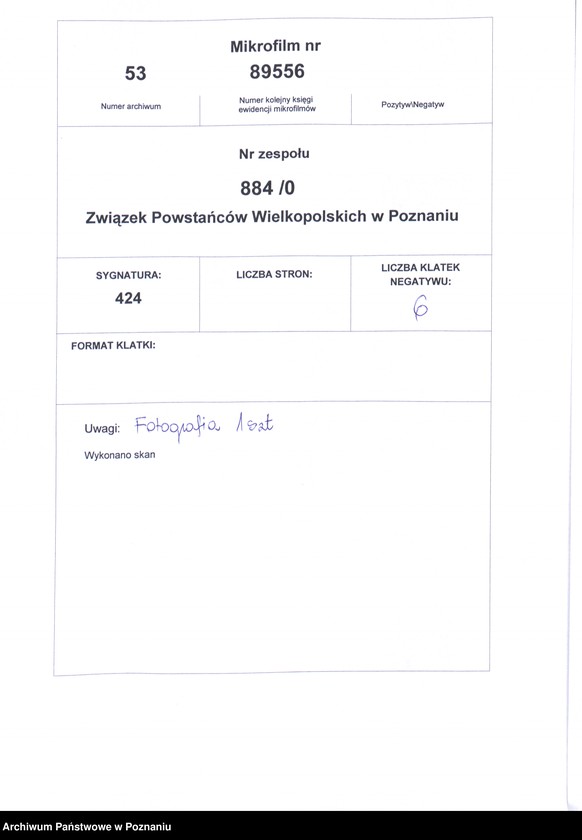 Obraz 5 z jednostki "Przegląd oddziałów Straży Ludowej na Placu Wolności w Poznaniu. Za pocztem sztandarowym dowódca Straży Ludowej - Julian Lange."