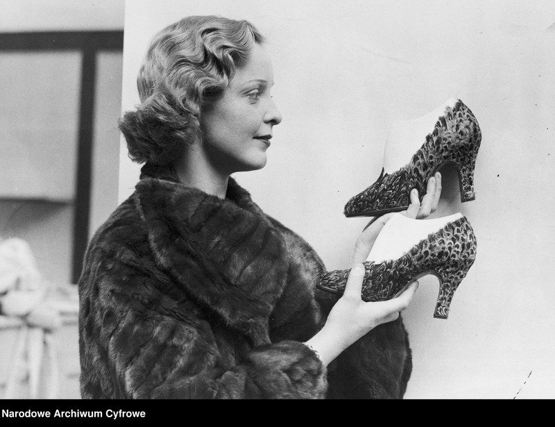 Obraz 12 z kolekcji "MODA ANGIELSKA111"