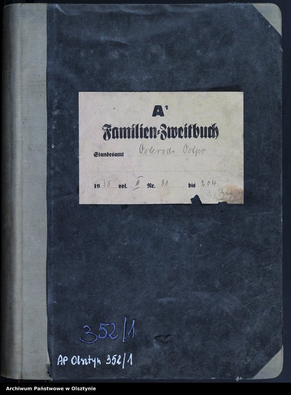 Obraz 2 z jednostki "Familien-Zweitbuch Tom II,Nr 81 - 204"