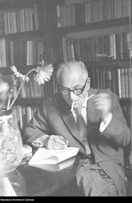 image.from.unit.number "Teodor Parnicki"