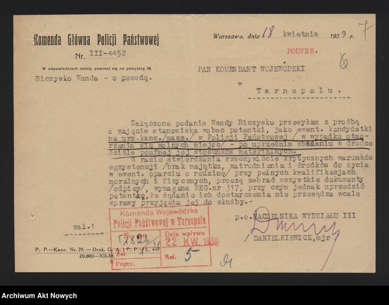 image.from.unit.number "Przyjęcie do służby w Policji Państwowej Eleonory Wandy Biczysko. Dokumentacja osobowa, korespondencja."