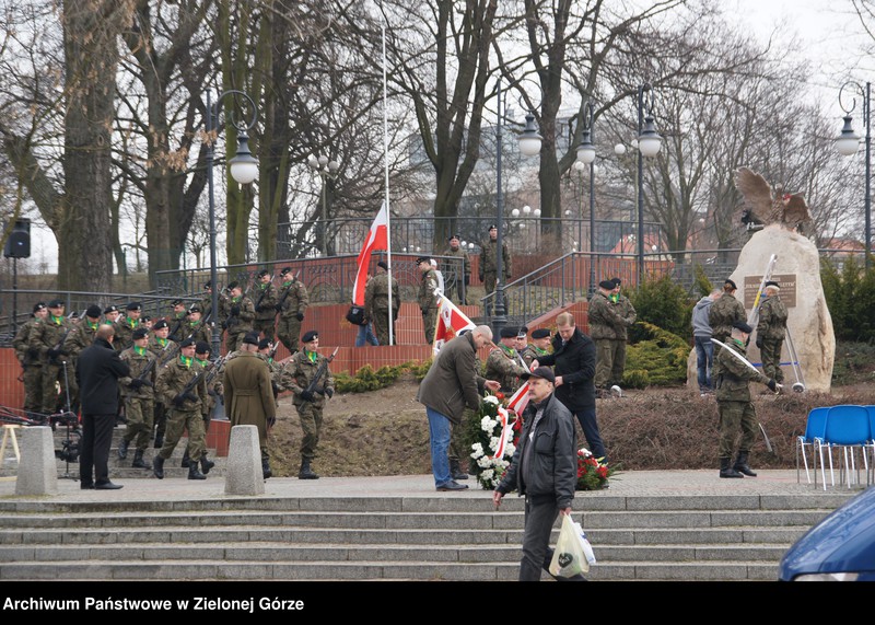 Obraz 1 z jednostki "Odsłonięcia pomnika "Żołnierzy Wyklętych" w Zielonej Górze"