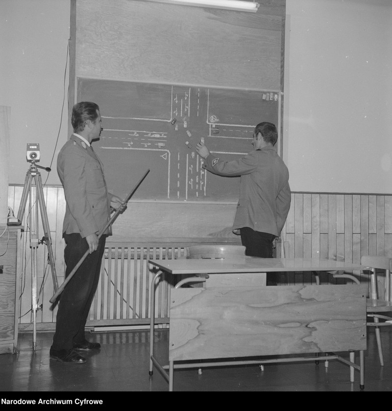 image.from.unit.number "Szkoła Ruchu Drogowego im. Franciszka Zubrzyckiego w Piasecznie"