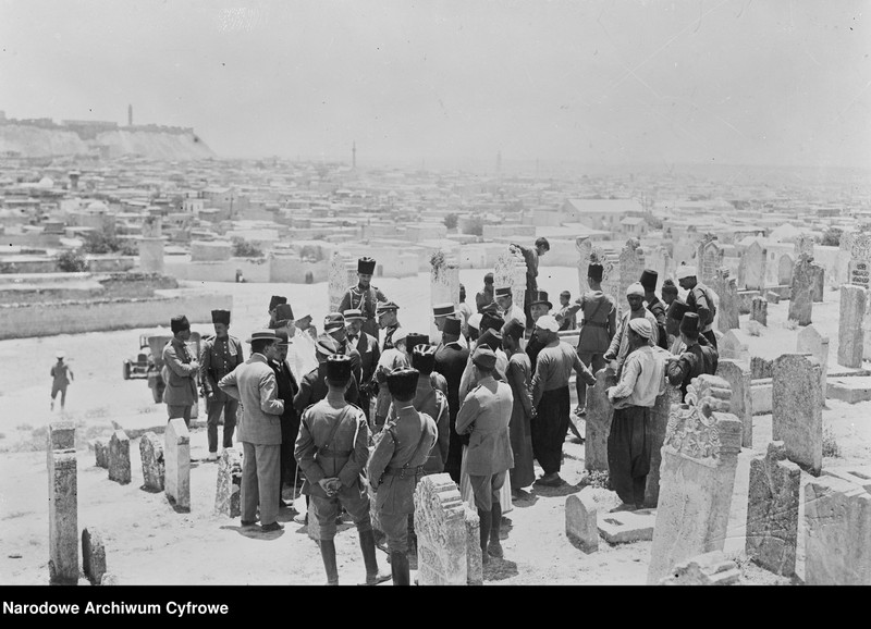 image.from.unit.number "Sprowadzenie prochów generała Józefa Bema z miejscowości Aleppo w Syrii do Polski"