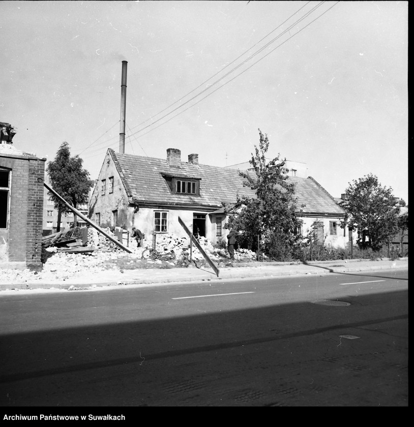 image.from.unit.number "Stare budownictwo w Suwałkach."