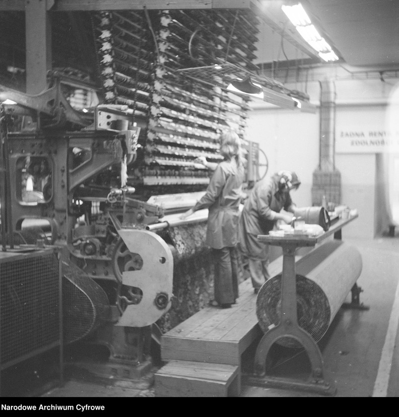 image.from.collection.number "Fabryki i zakłady pracy w PRL111"