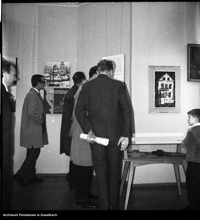 image.from.unit.number "Wystawa w Muzeum Ziemi Suwalskiej w Suwałkach."