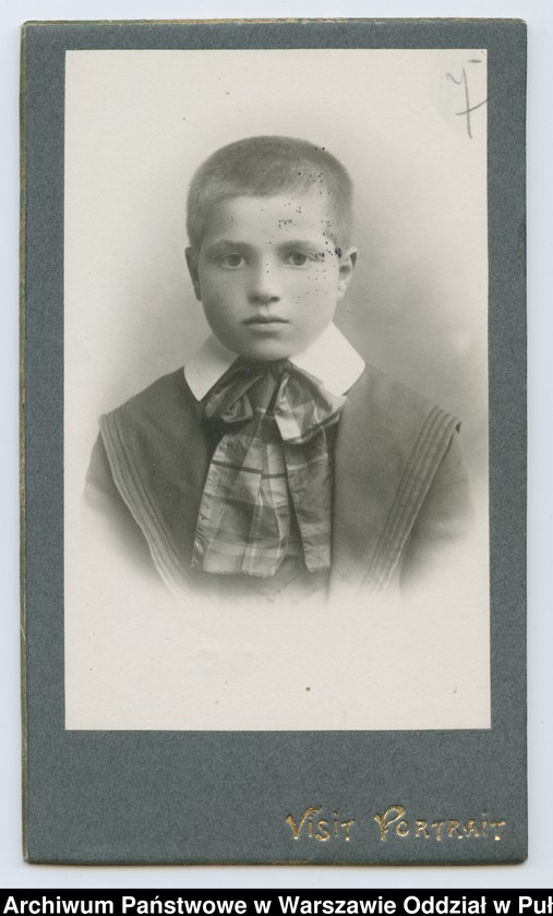 Obraz 22 z kolekcji "Chłopcy w niebieskich mundurkach... - uczniowie pułtuskiego Gimnazjum z okresu I wojny światowej"