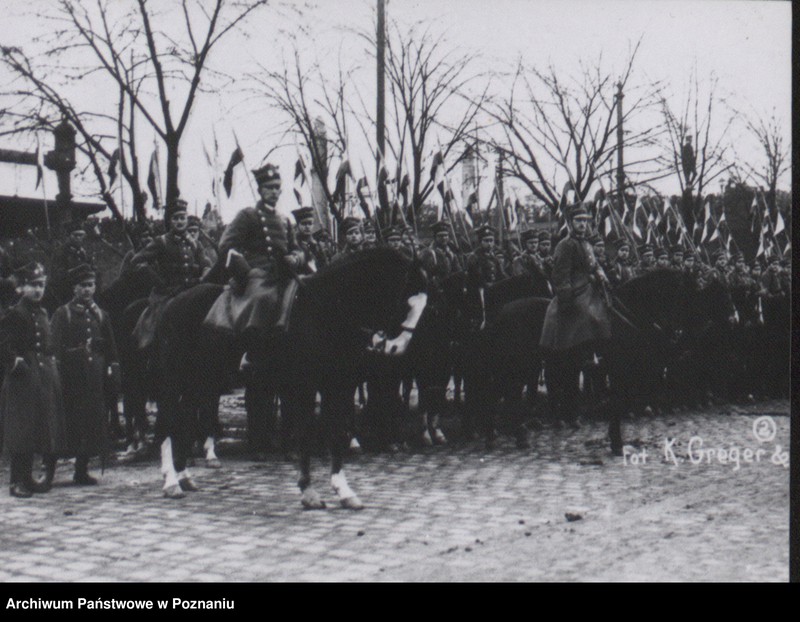 Obraz 3 z jednostki "Przygotowania oddziałów powstańczych do defilady przed marszałkiem F. Fochem w Poznaniu. K. Greger, jesień 1919."