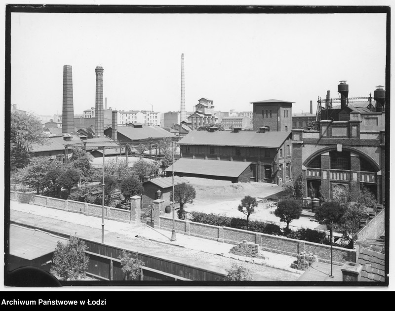 image.from.unit.number "Gazownia Miejska (od strony Targowej), Łódź"