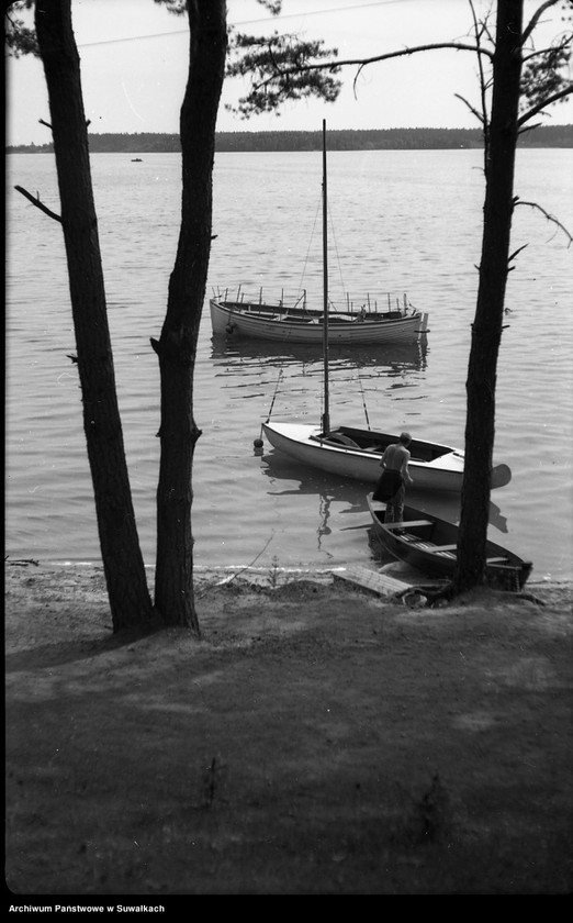 image.from.unit.number "Jezioro Wigry zatoka Słupiańska."