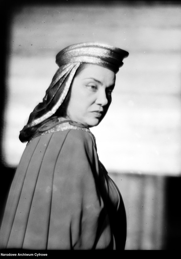 image.from.unit.number "Warszawa. Teatr Narodowy - sztuka "Fedra""