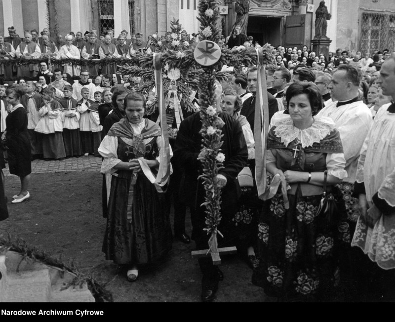image.from.unit.number "Obchody Tysiąclecia Chrztu Polski we Wrocławiu i Trzebnicy"