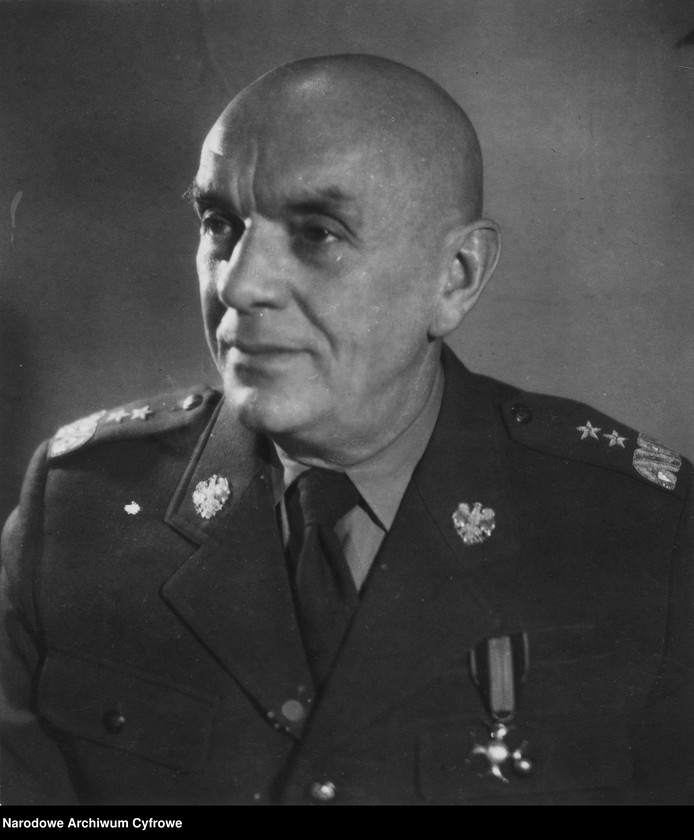 image.from.unit.number "Zygmunt Berling"